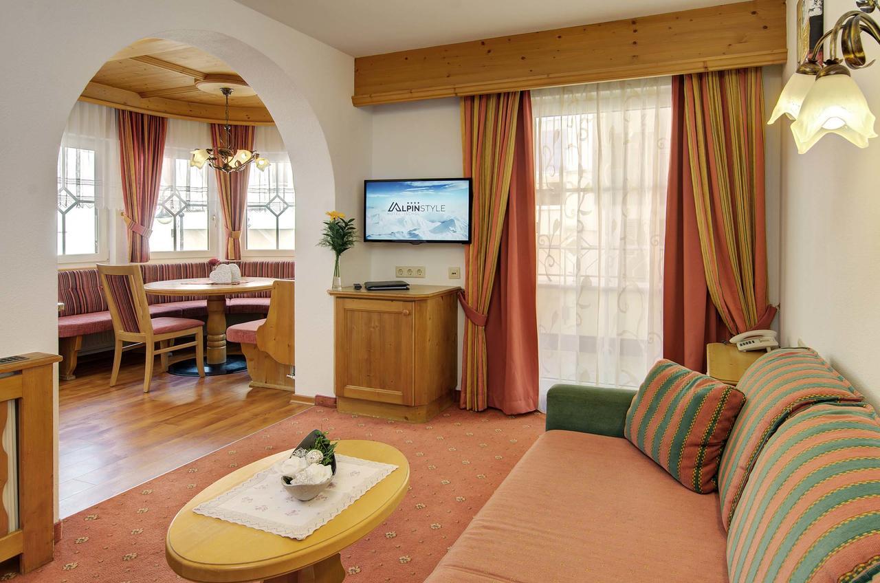 Alpinstyle Hotel Ischgl Exteriör bild