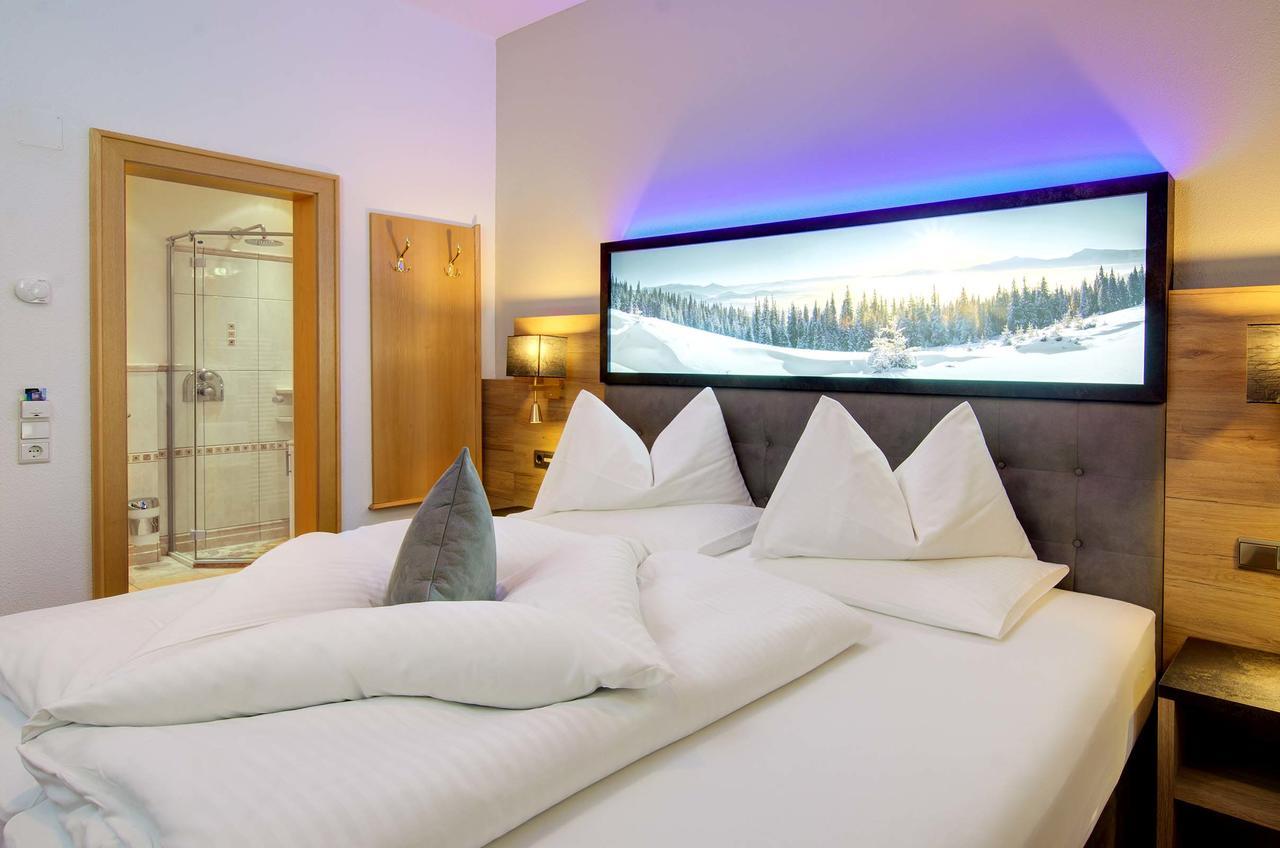 Alpinstyle Hotel Ischgl Exteriör bild