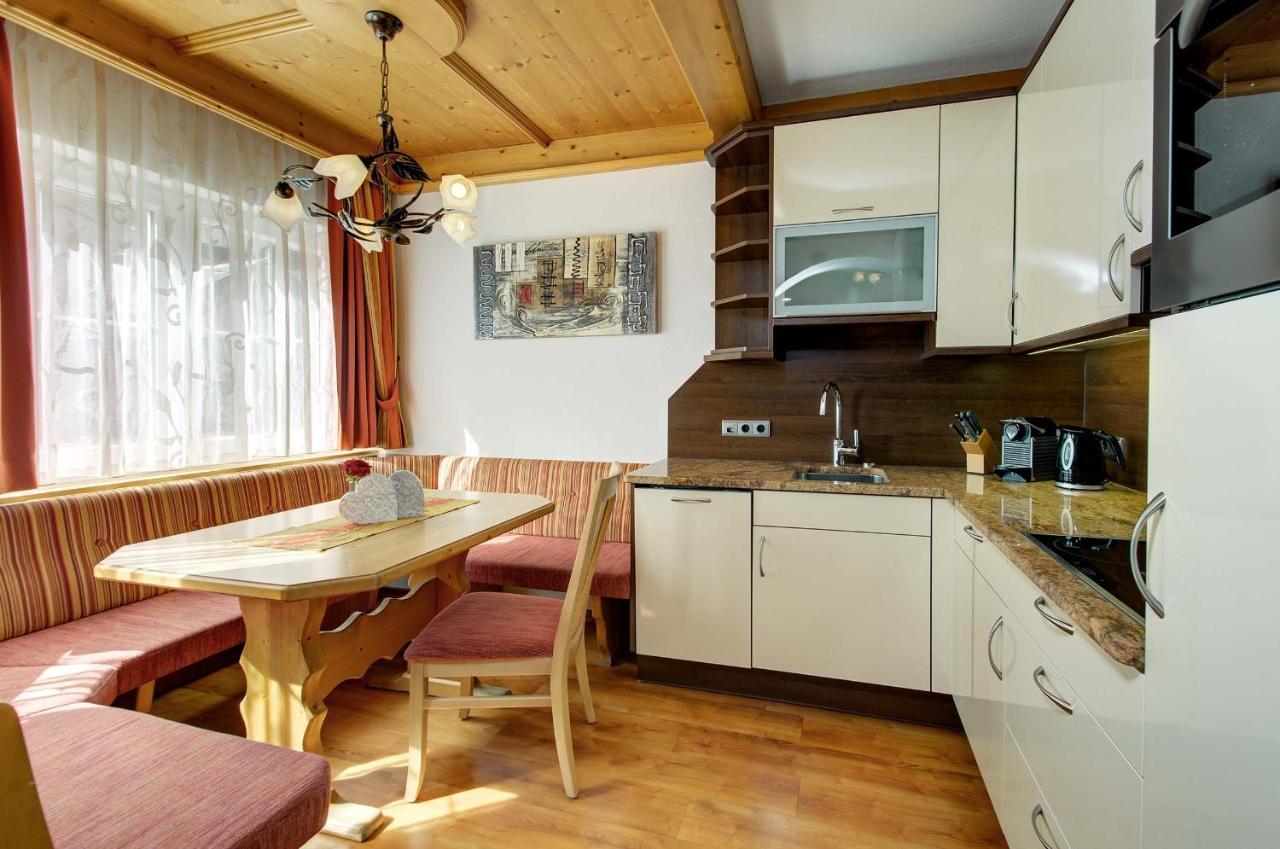 Alpinstyle Hotel Ischgl Exteriör bild