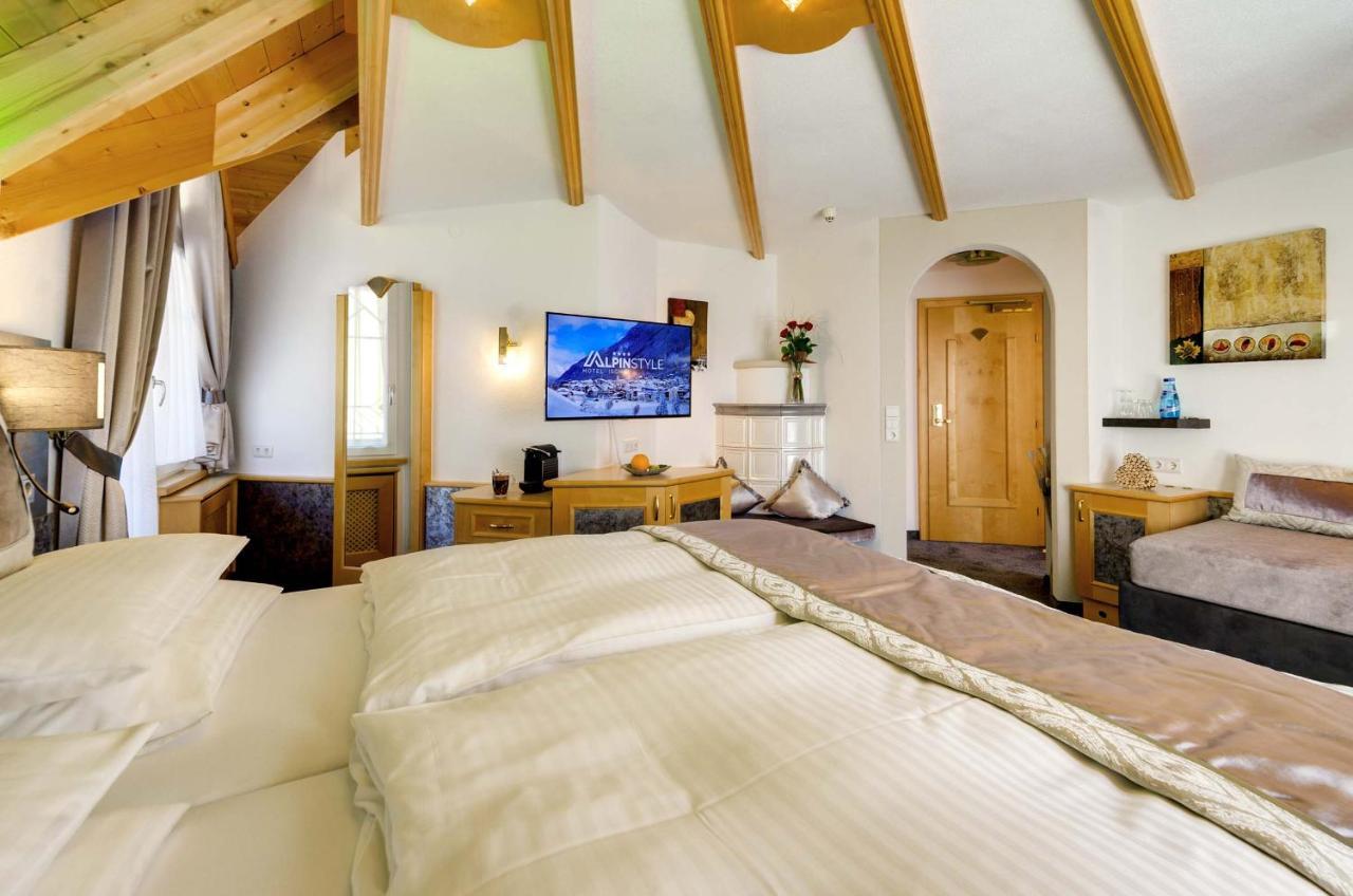 Alpinstyle Hotel Ischgl Exteriör bild